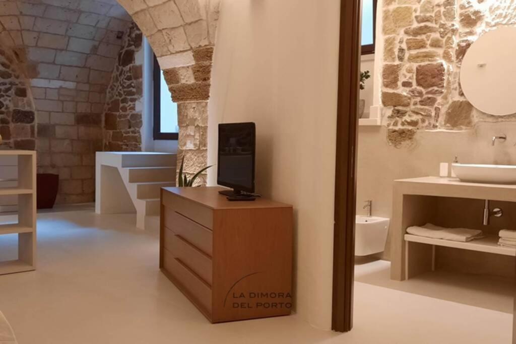 La Dimora Del Porto Villa Brindisi Exteriör bild