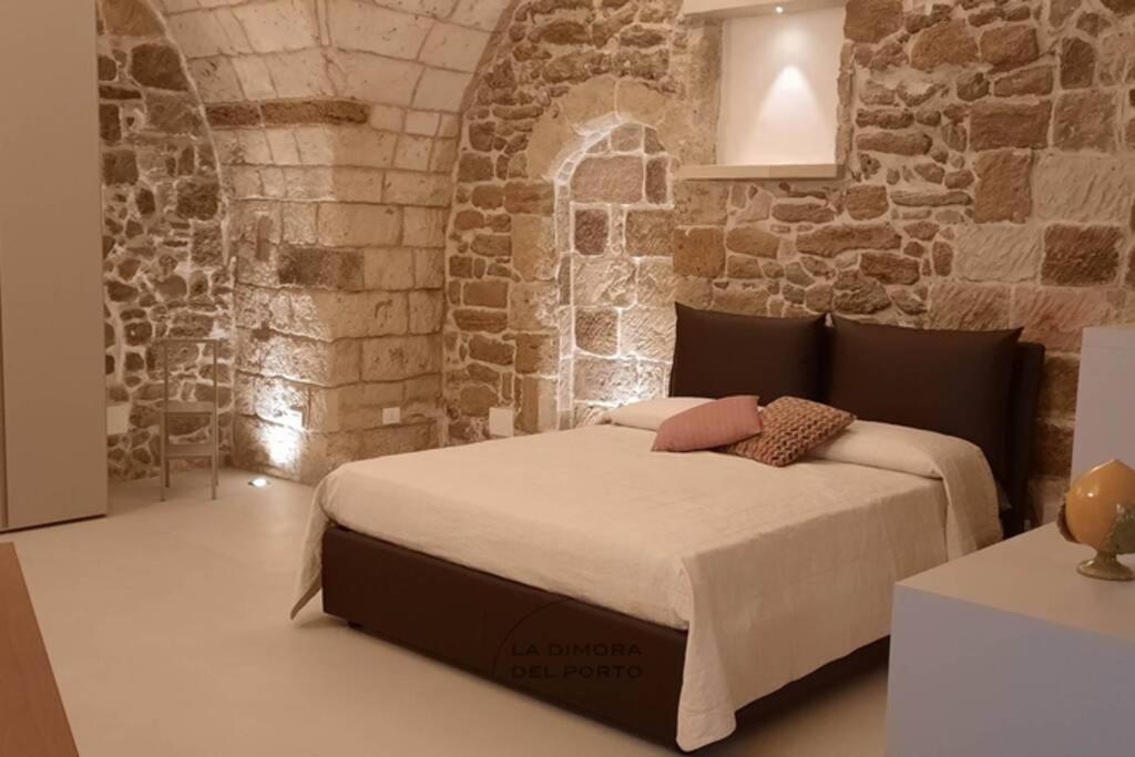 La Dimora Del Porto Villa Brindisi Exteriör bild