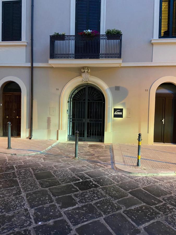 La Dimora Del Porto Villa Brindisi Exteriör bild